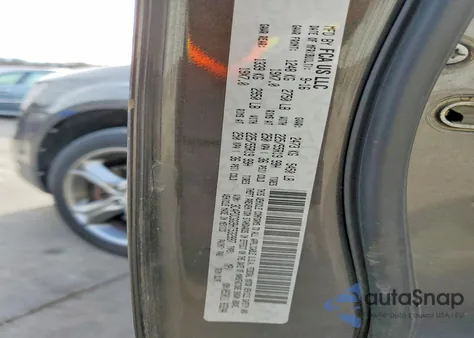 2017 Dodge Journey Crossroad z USA, uszkodzony, nr VIN 3C4PDCGG9HT532997